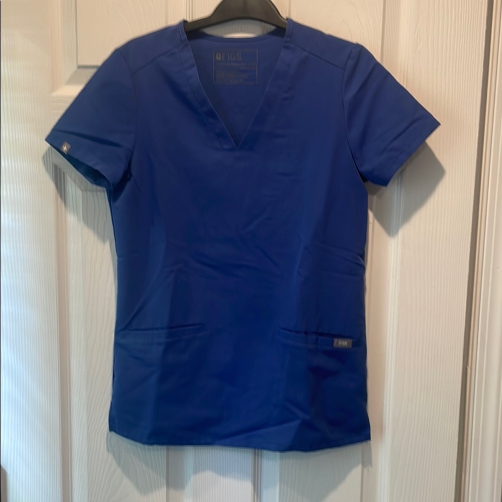 FIGS Blue Women's Scub Top
